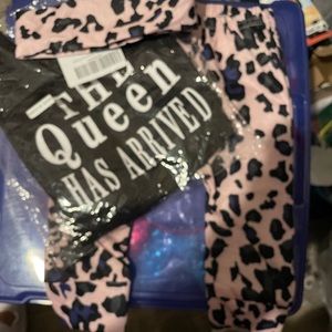 3pc The Queen has Arrived Baby Girl Outfit